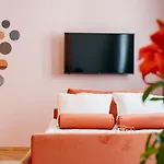 Crystal House Ii - Loftaffair Collection *