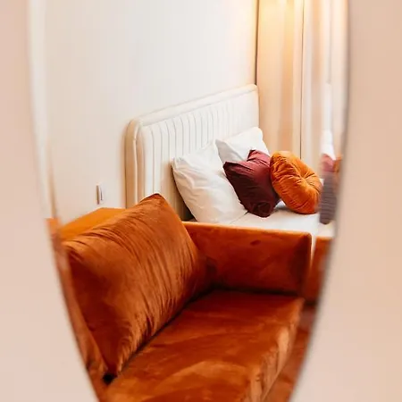 Crystal House Ii - Loftaffair Collection