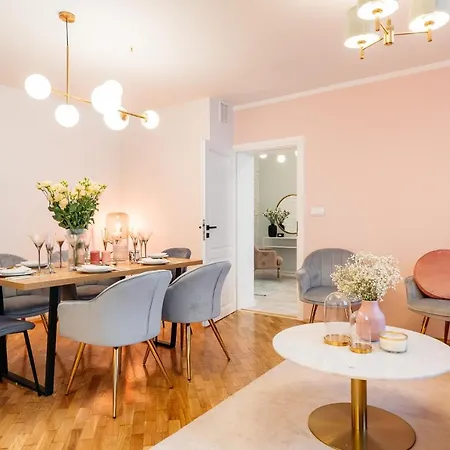 Crystal House Ii - Loftaffair Collection