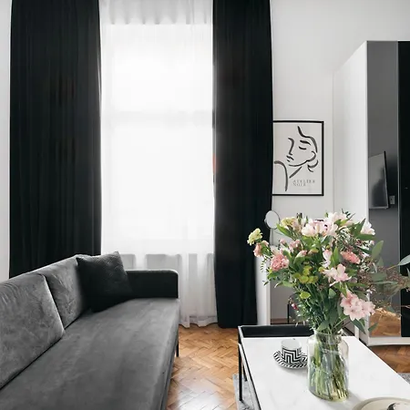 Crystal House Ii - Loftaffair Collection Apartmán