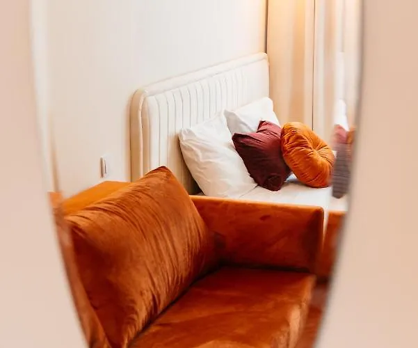 Crystal House Ii - Loftaffair Collection