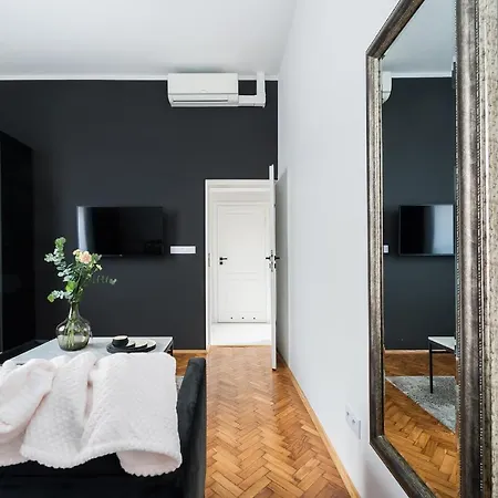 Crystal House Ii - Loftaffair Collection Apartment Krakau