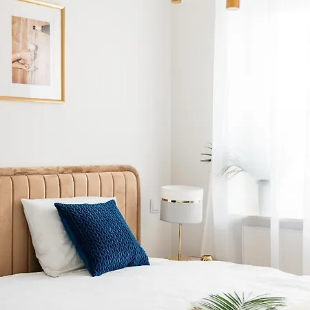 Crystal House Ii - Loftaffair Collection